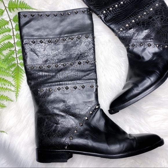 🍁Stuart Weitzman Vintage Snakeskin Studded Boots - Picture 3 of 15